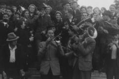 1954-012