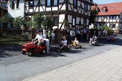 PIC40003
